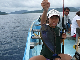 西表島2011　最終日はお土産のグルクンをウィリーサビキで