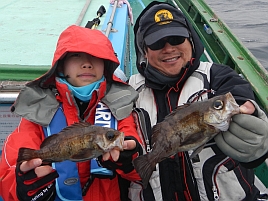 ウネリと極ミニカサゴに苦戦したが祝・子供1号人生初メバル