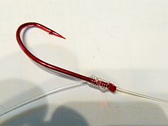 親針赤、孫は変形3本針、幹ワイヤー、ド派手錘でヒラメ釣り