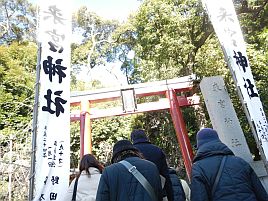 年末年始伊豆合宿 お節に舌鼓。初詣で酒難除けと大漁祈願