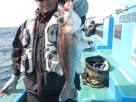 釣りの防寒対策　グローブはちょっぴり贅沢。足裏カイロも