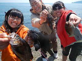 GW伊豆合宿　へた釣り家釣り大会。大物賞は穴釣りメバル