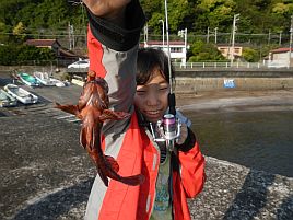 GW伊豆合宿　へた釣り家釣り大会。大物賞は穴釣りメバル