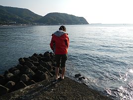 GW伊豆合宿　へた釣り家釣り大会。大物賞は穴釣りメバル