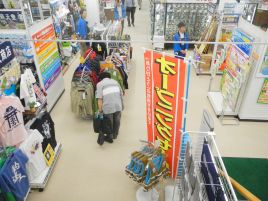 明るくてきれいな店内に好感♪　上州屋・神田駅前店に行く