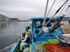 三途の川みたいな海でイシダイ撃沈。アミ五目でカンパチ!!