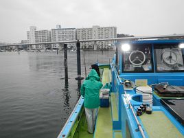 不幸だねぇ氷雨降る時化海で本命ボウズなんて闇堕ちする