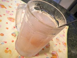 カイワリやアジの刺身と相性ばっちりな和製カクテルガリ酎
