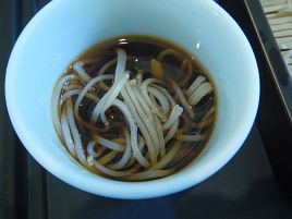 北海道のそばは最高!!　中標津・伊とうで藪・更科食べ比べ