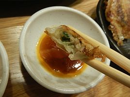 餃子激戦区の恵比寿に祇園歩兵3号店。優しいお味に納得