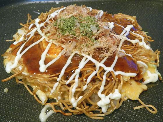 【コロナで自粛】大阪の匂いに包まれお好み焼き屋さん開店