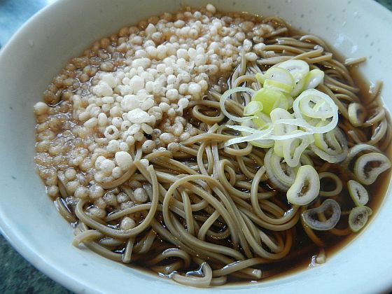 【コロナで散財】美味い乾麺のそば番外編。ほうじ茶蕎麦編