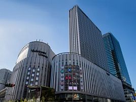 今週は母のご機嫌伺いで大阪へ。タコとメバルの道具を物色