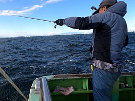 時化はあか～ん!! ドッタンバッタン魚信だせずシロギス21匹