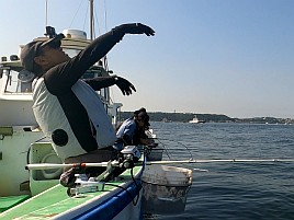 冷蔵服3のおかげで集中力途切れず40cm級の猿大アジゲット