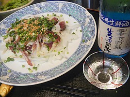 食感最高の釣り物カツオのお刺身＆たたきで魚信あった祝盃