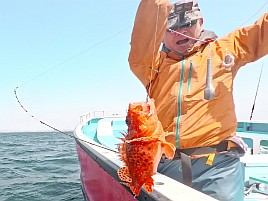 40センチ・1.3キロの相模湾自己最大のオニカサゴで大満足