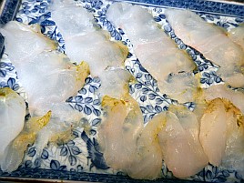 ヨロイイタチウオの酒蒸しはアマダイを超えてる気がするぞ
