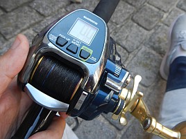 ビーストマスター2000糸巻き完了。PE3号500m＋黒PE50m