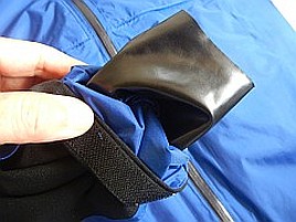 いろいろ便利な気がするモンベルの海釣り用防寒防水ウェア