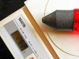 ビシのオモリって結構なバラツキがある？ それとも削れた？