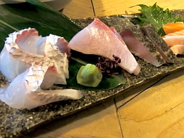 【番外編】呉で瀬戸内生しらす＆天然マダイ入り刺し盛りを