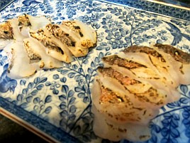 シロアマは甘みの輪郭はっきり。酒蒸しはアマダイの方が○