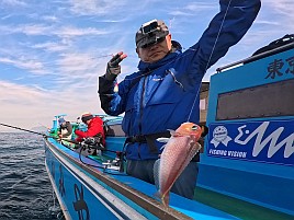 35cm＋小2アマダイゲット!!　五十肩も治り海風は万能薬？