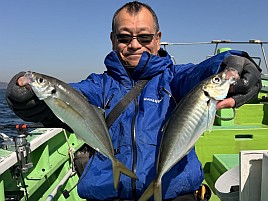 25センチが小さく見える!! ビシアジはこうでなくっちゃね！